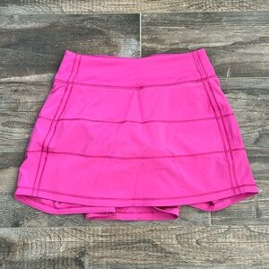 Lululemon pace revival sonic pink skirt (NEW CONDITION)